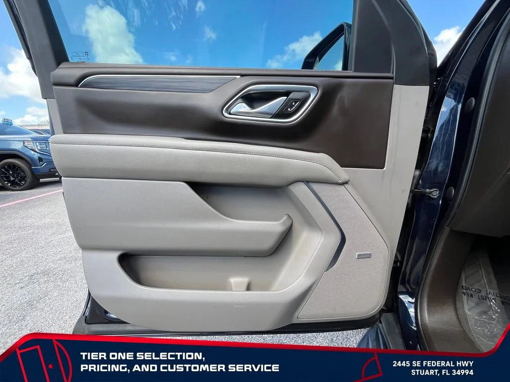 Used 2021 MIDNIGHT BLUE METALLIC GMC SLT image 27