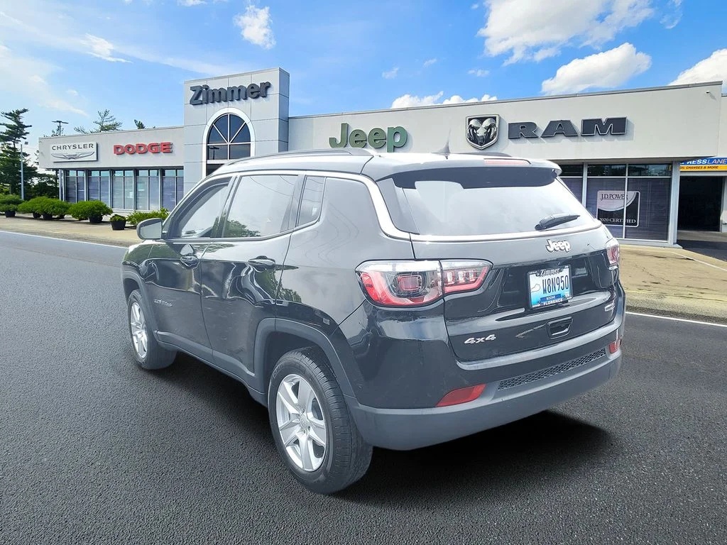Certified Used 2022 Black Jeep Latitude image 3