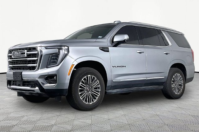 Used 2026 Silver GMC Elevation image 1
