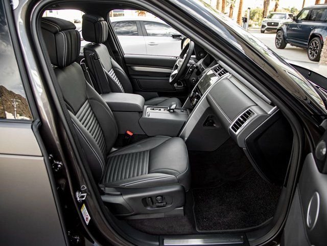 2026 Land Rover Discovery Tempest Edition - Photo 29