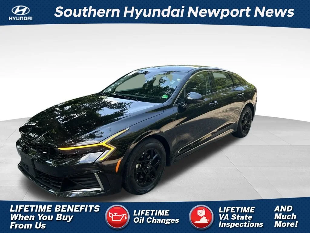 Used 2026 Black Kia LXS image 1