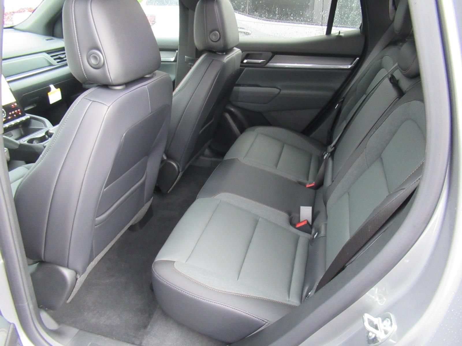 2027 GMC Terrain AT4 - Photo 31