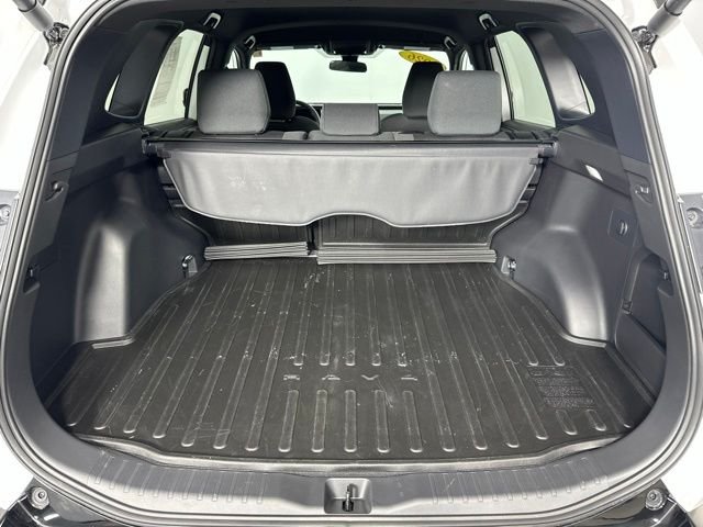 Used 2026 Off-white Toyota SE image 28