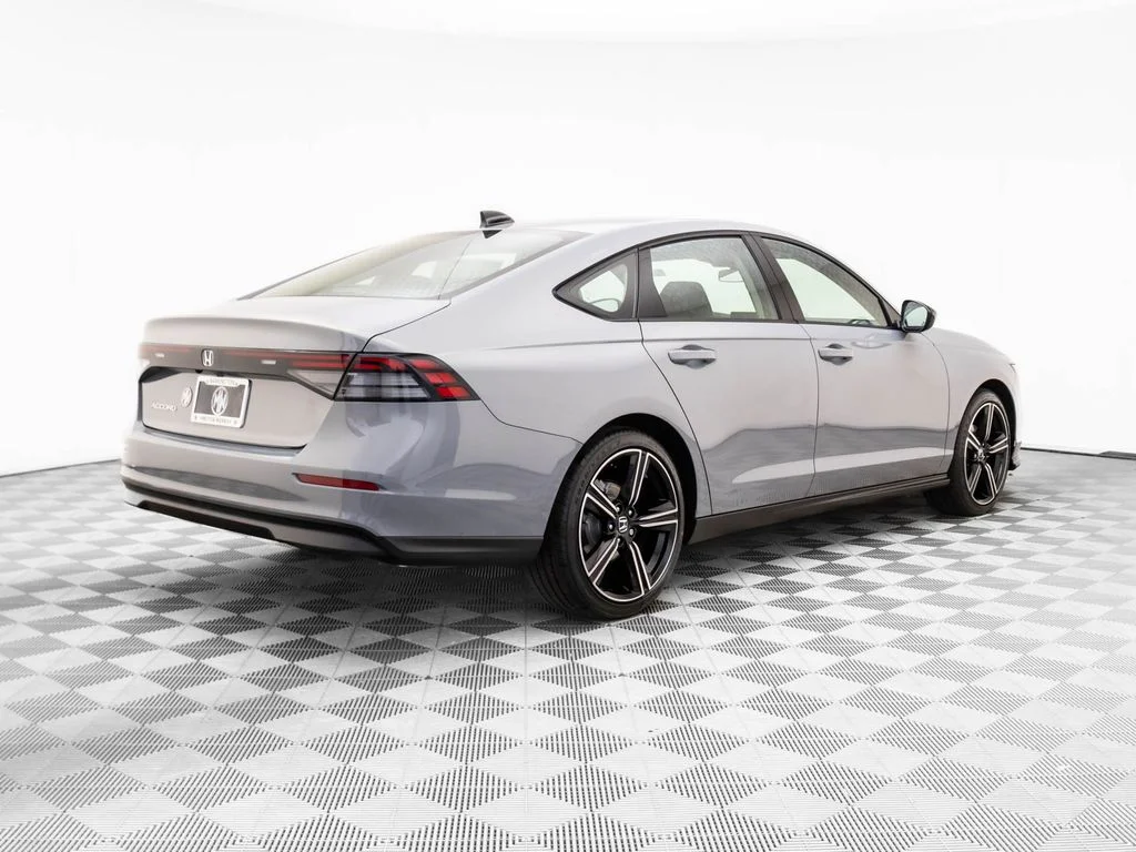 New 2026 Gray Honda SE image 6