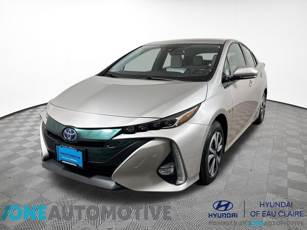 2019 Toyota Prius Prime Advanced's photo