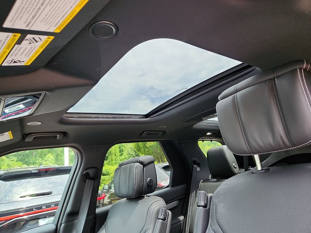 2026 Land Rover Discovery Gemini Edition - Photo 14