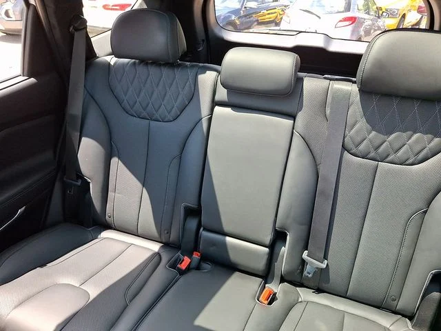 Used 2023 White Hyundai Calligraphy image 18