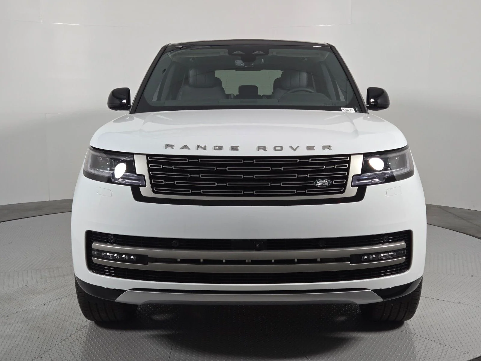 New 2026 Fuji White Land Rover SE image 8