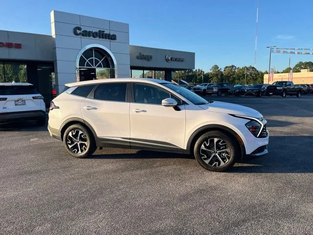 Used 2025 White Kia EX image 2