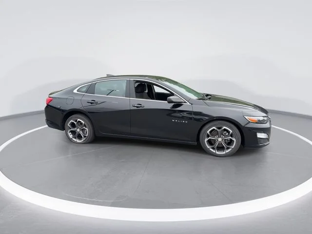 Used 2023 Black Chevrolet LT image 9