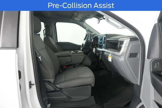 New 2026 Oxford White Ford F-250® XL image 35