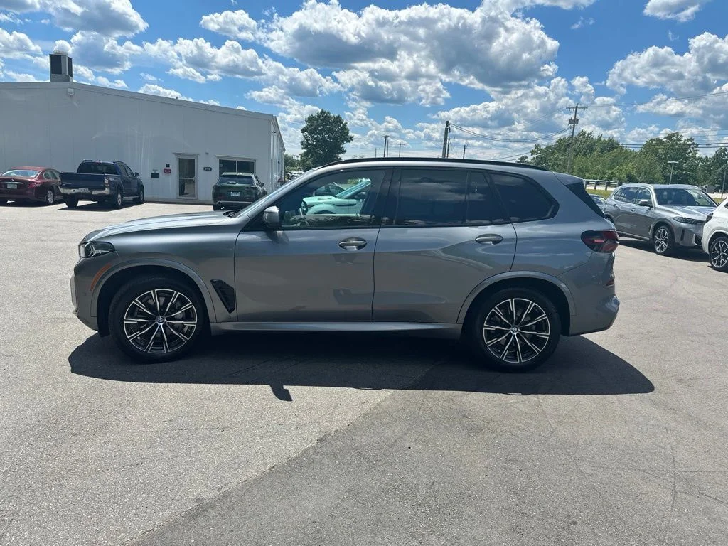 Certified Used 2024 Skyscraper Grey Metallic BMW xDrive40i image 4