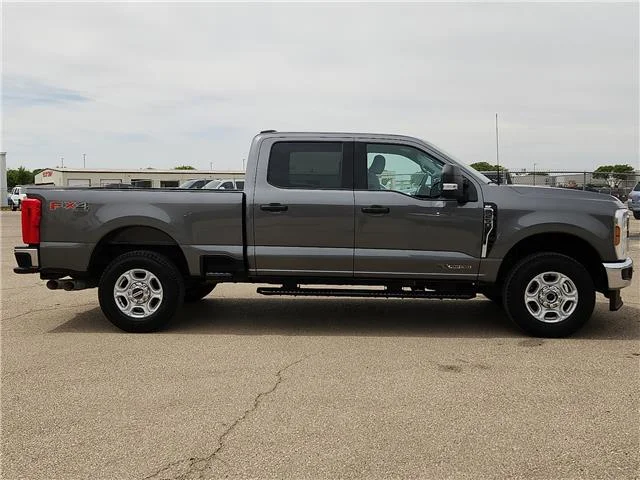 Used 2025 Gray Ford  image 5