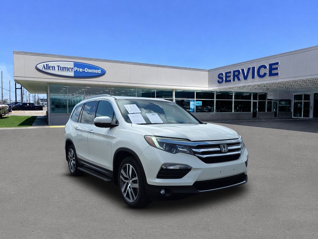 Used 2017 White Diamond Pearl Honda Elite image 2