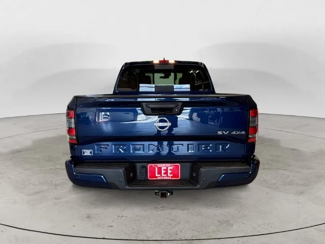 Used 2023 Blue Nissan SV image 4