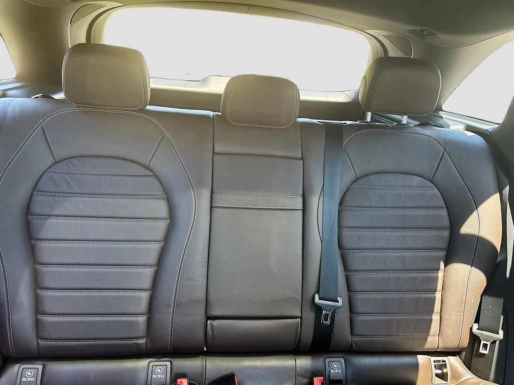 Used 2018 White Mercedes-Benz GLC 300 image 22