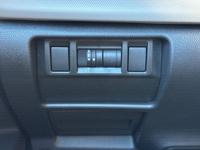 2026 Subaru Forester Base - Photo 31