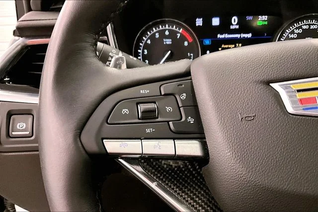 Used 2024 Crystal White Tricoat Cadillac Sport image 27
