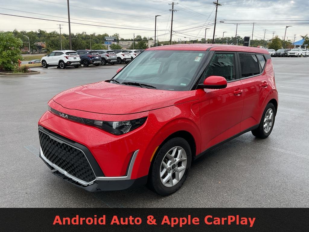 2023 Kia Soul LX photo 3