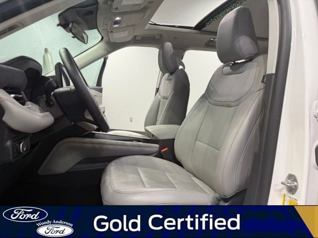 Certified Used 2025 Star White Ford Active image 19