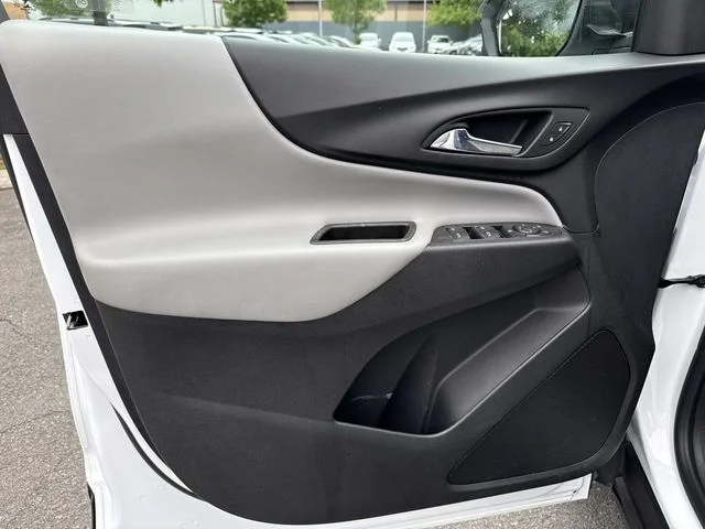 Used 2021 White Chevrolet LS image 25