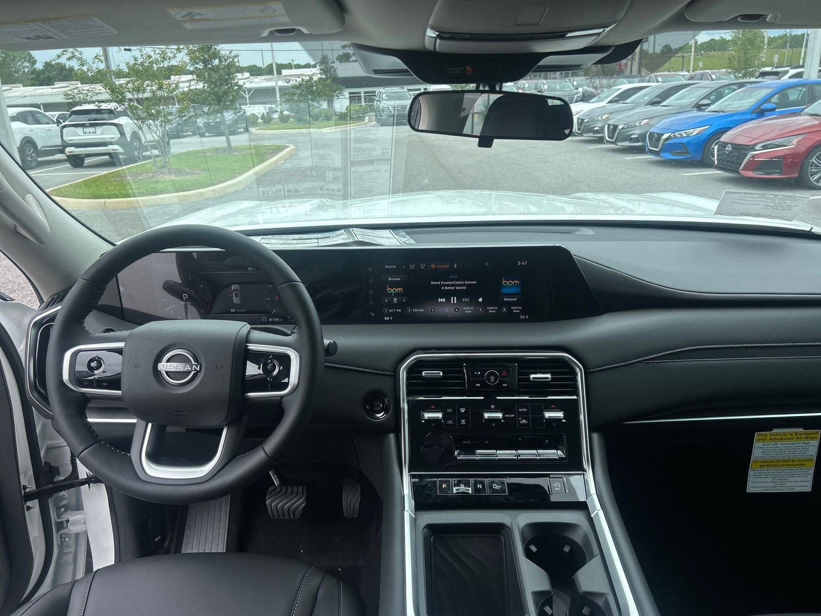 2025 Nissan Armada SV - Photo 24