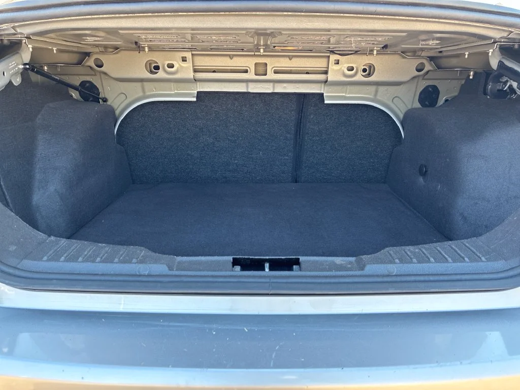 Used 2016 Silver Ford SE image 27