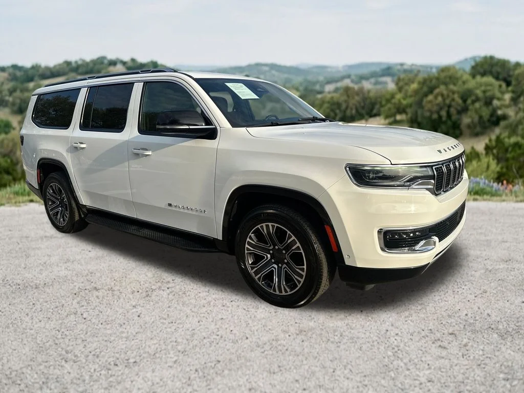 Used 2023 White Jeep Series II image 7