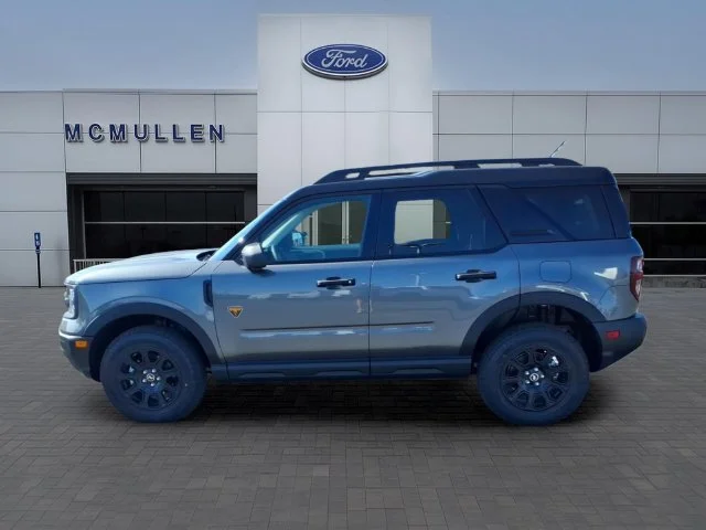 New 2026 Carbonized Gray Metallic Ford Badlands® image 8