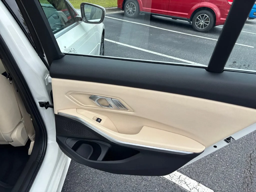 Used 2019 White BMW 330i xDrive image 30