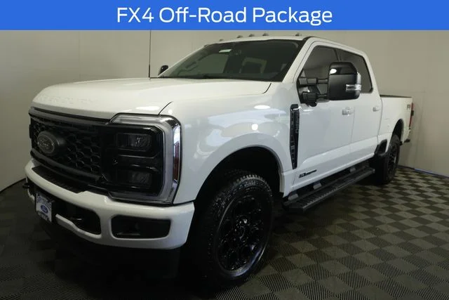 New 2026 Star White Metallic Tri-Coat Ford F-250® Lariat® image 4