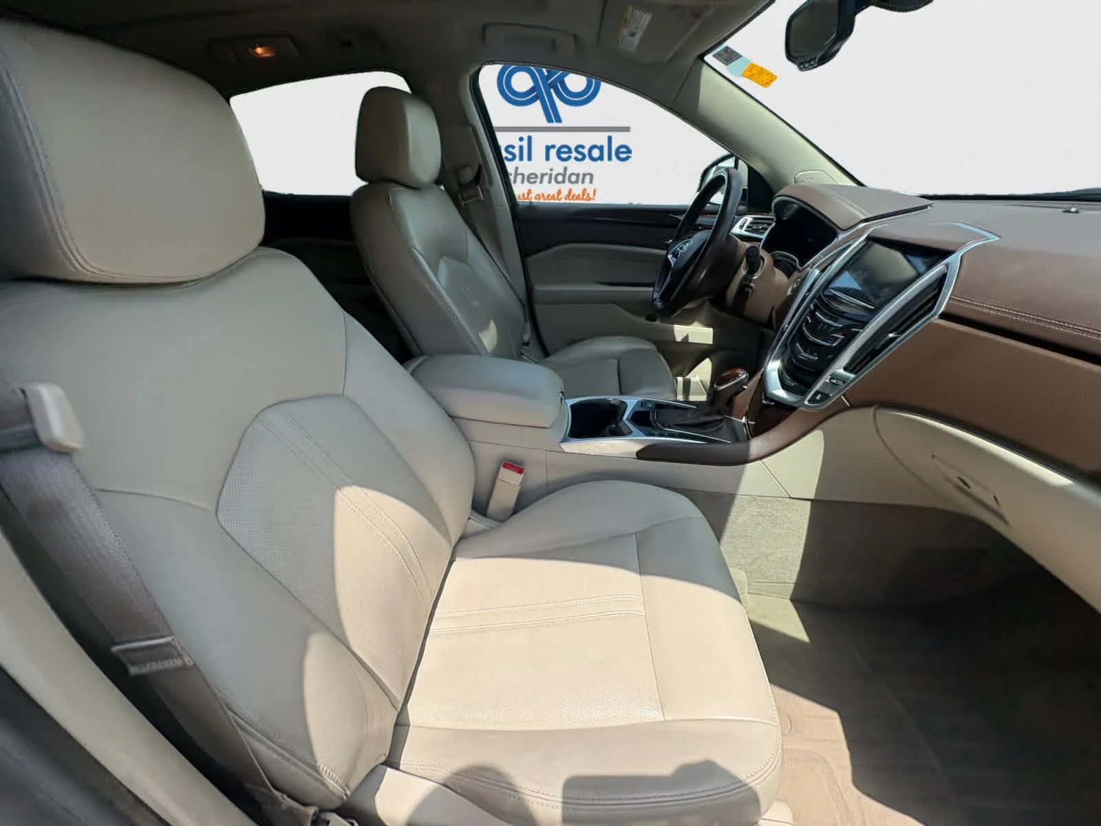 Used 2015 Silver Coast Metallic Cadillac Luxury Collection image 19