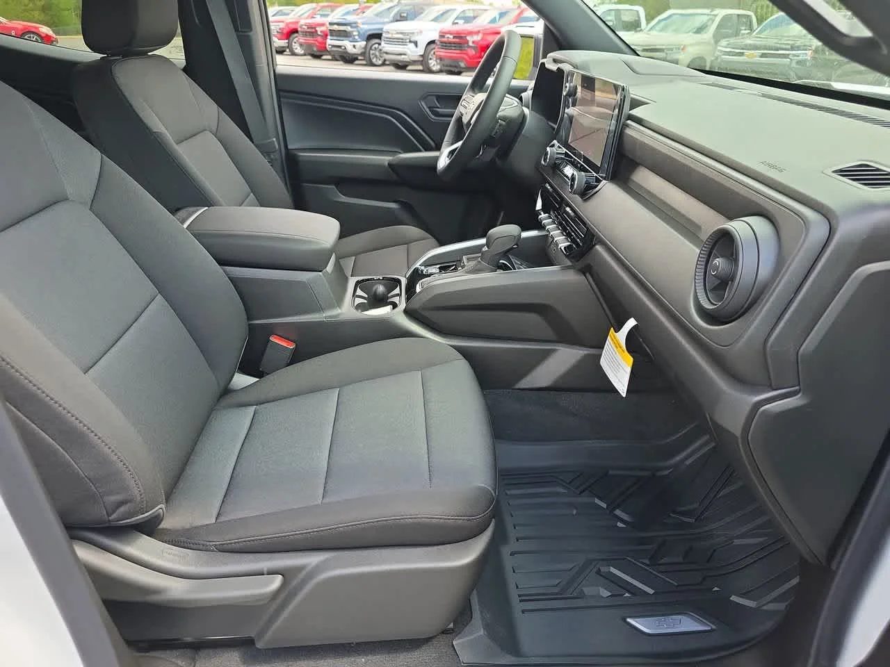2026 Chevrolet Colorado Work Truck - Photo 8
