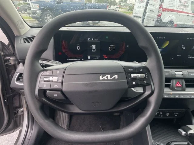 2025 Kia K4 LXS - Photo 19