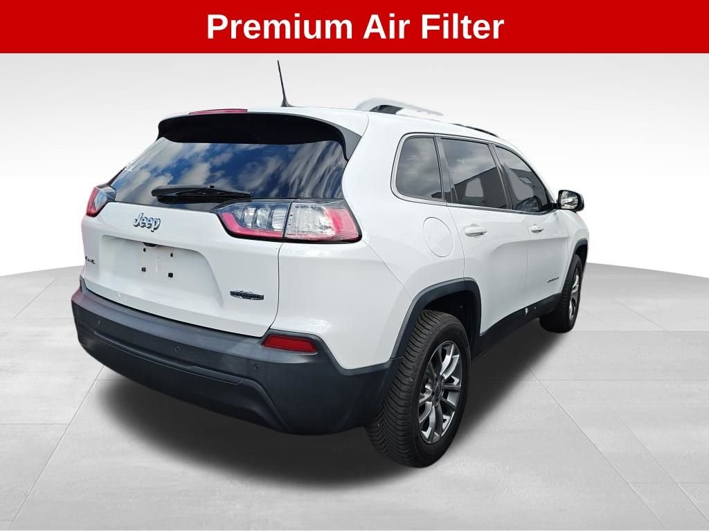 Used 2019 White Jeep Latitude Plus image 8