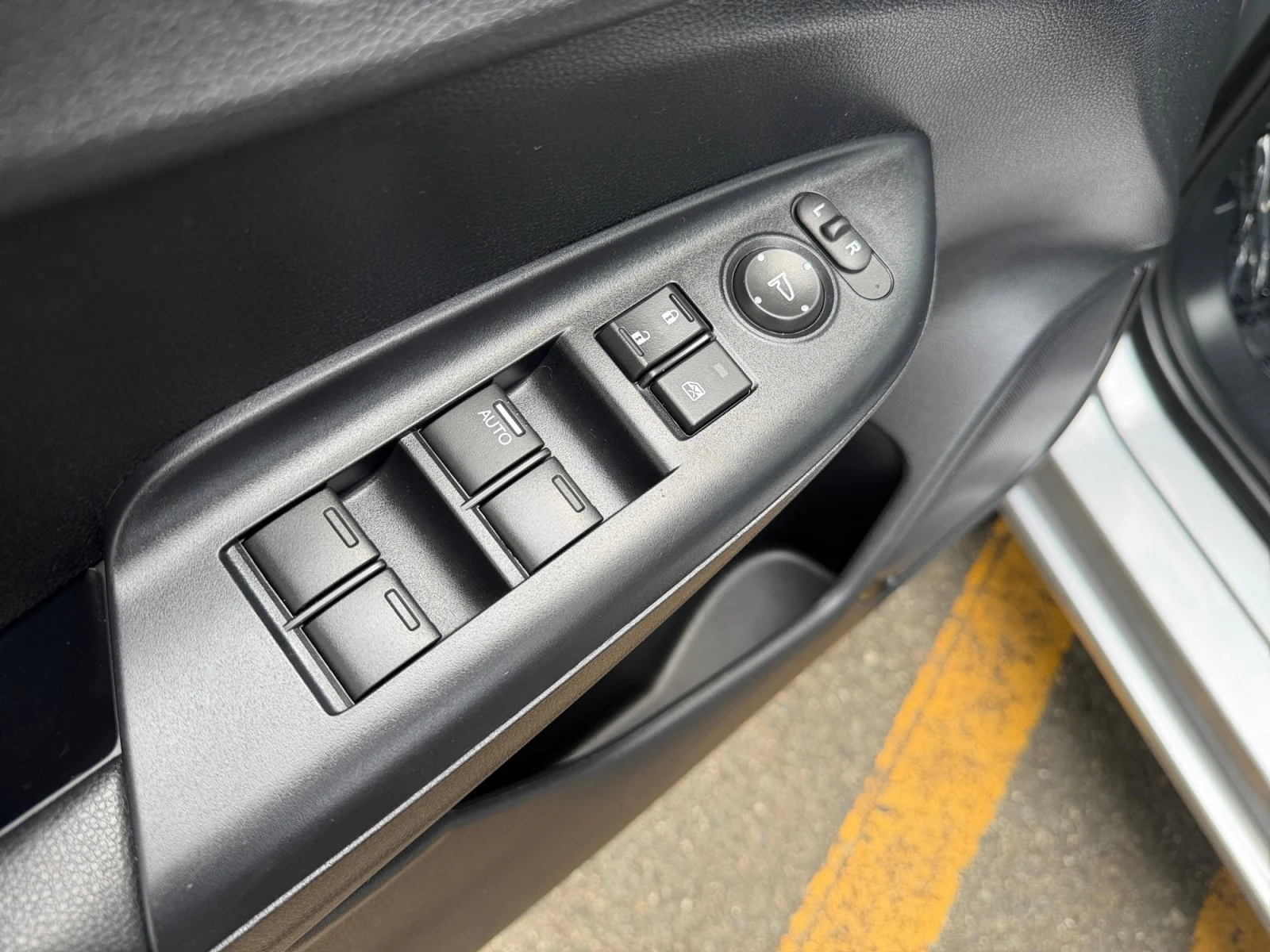 Certified Used 2020 Silver Honda EX image 28