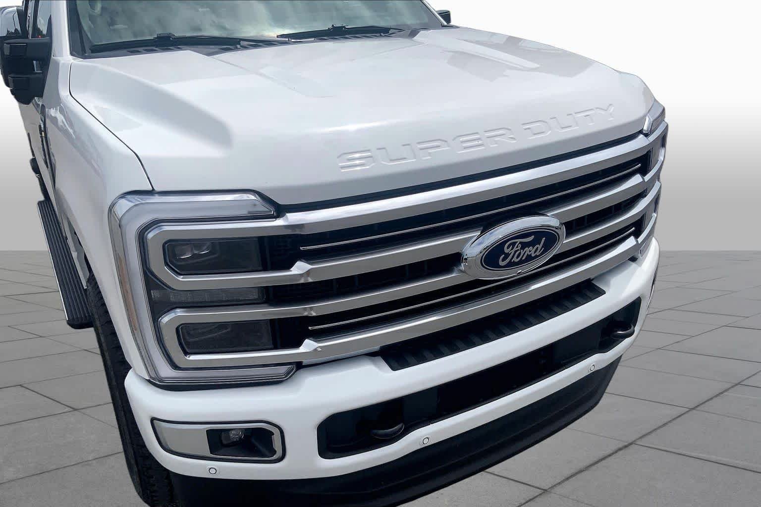 Used 2026 Star White Ford Platinum image 30