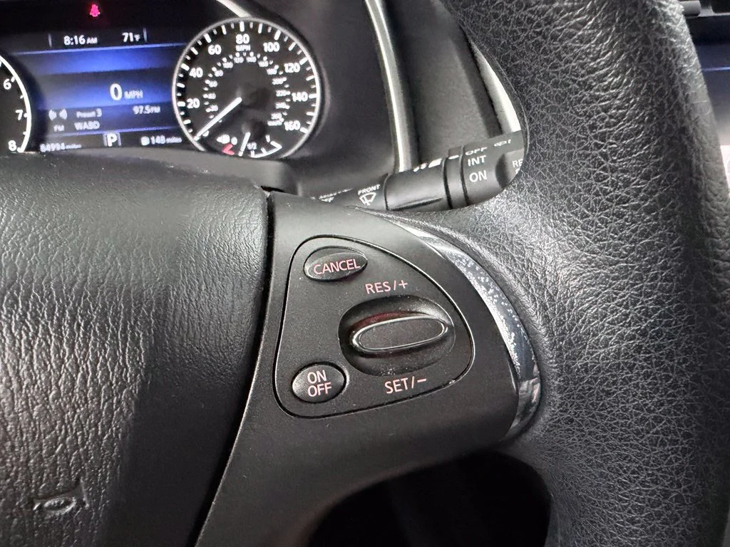 Used 2019 Black Nissan S image 22
