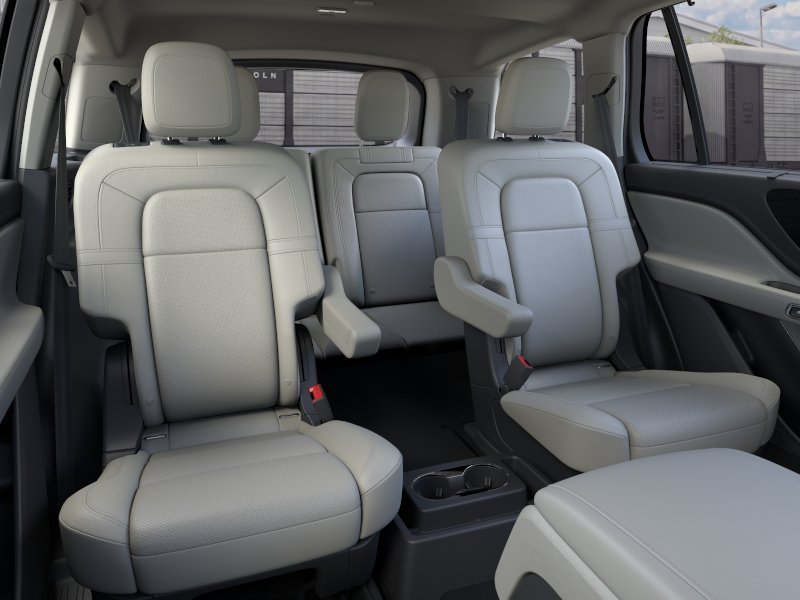New 2026 Pristine White Metallic Tri-Coat Lincoln Reserve® image 11