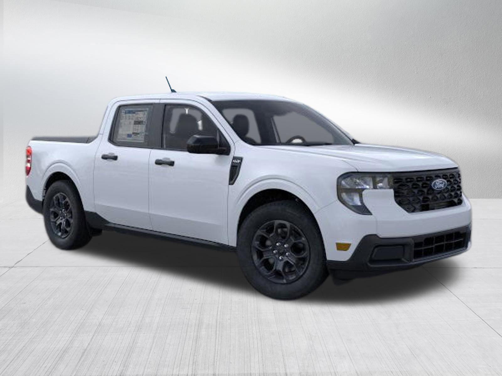 New 2026 Space White Metallic Ford XLT image 7