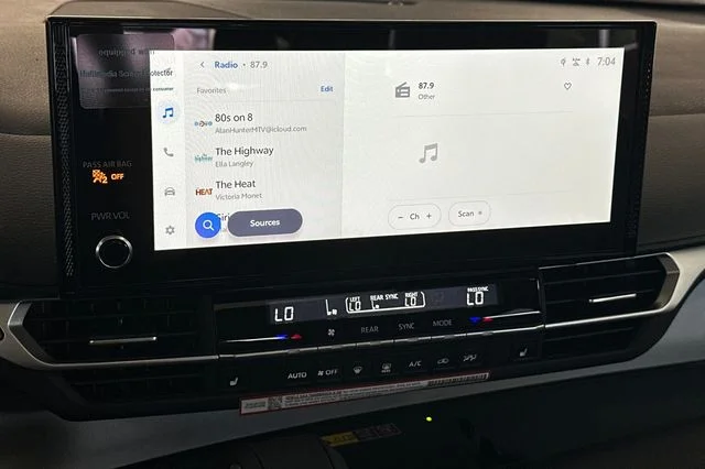 Certified Used 2026  Toyota XLE image 25