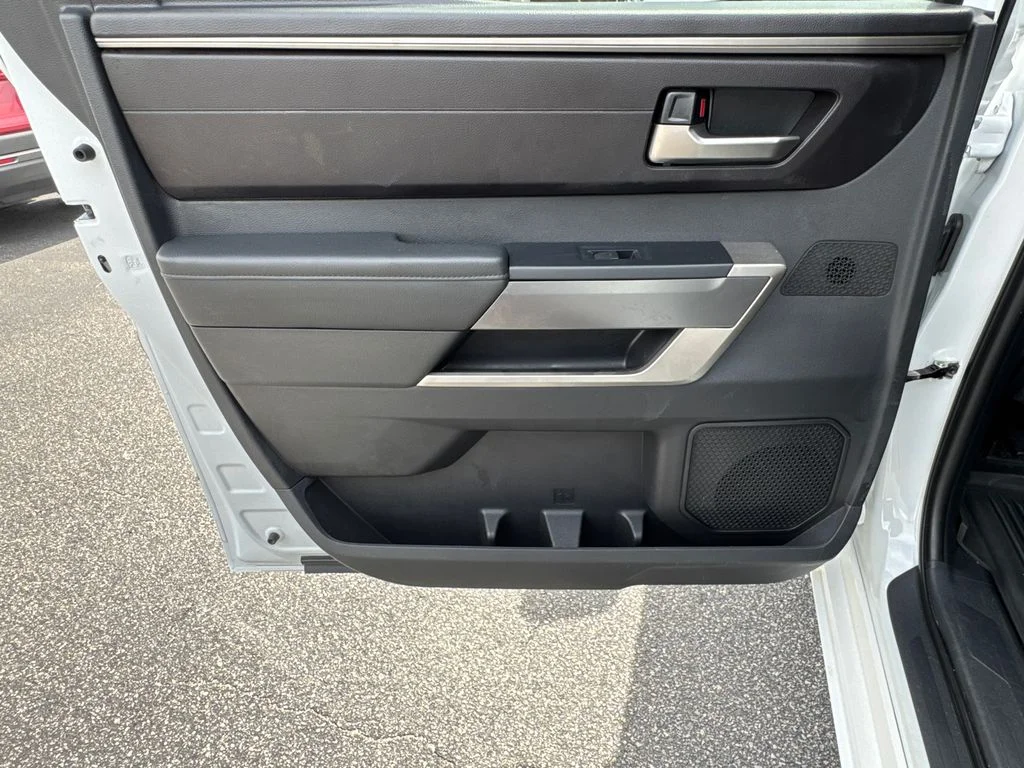 2024 Toyota Tundra SR5 - Photo 21