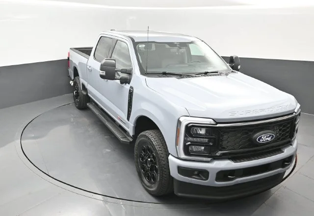 New 2027 Glacier Gray Metallic Tri-Coat Ford F-250® Lariat® image 20