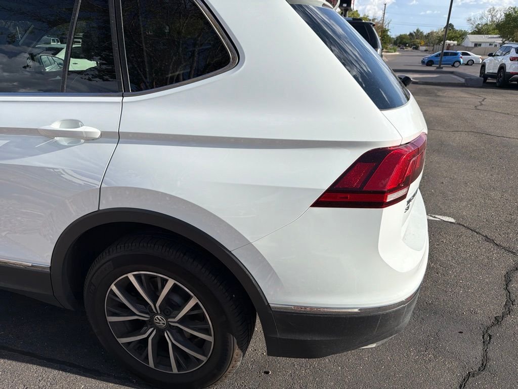 Used 2020 Beige Volkswagen 2.0T SE image 9