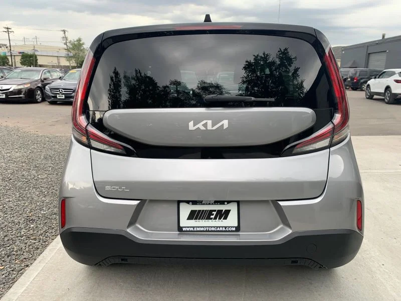 Used 2023 Gray Kia LX Wagon 4D image 17
