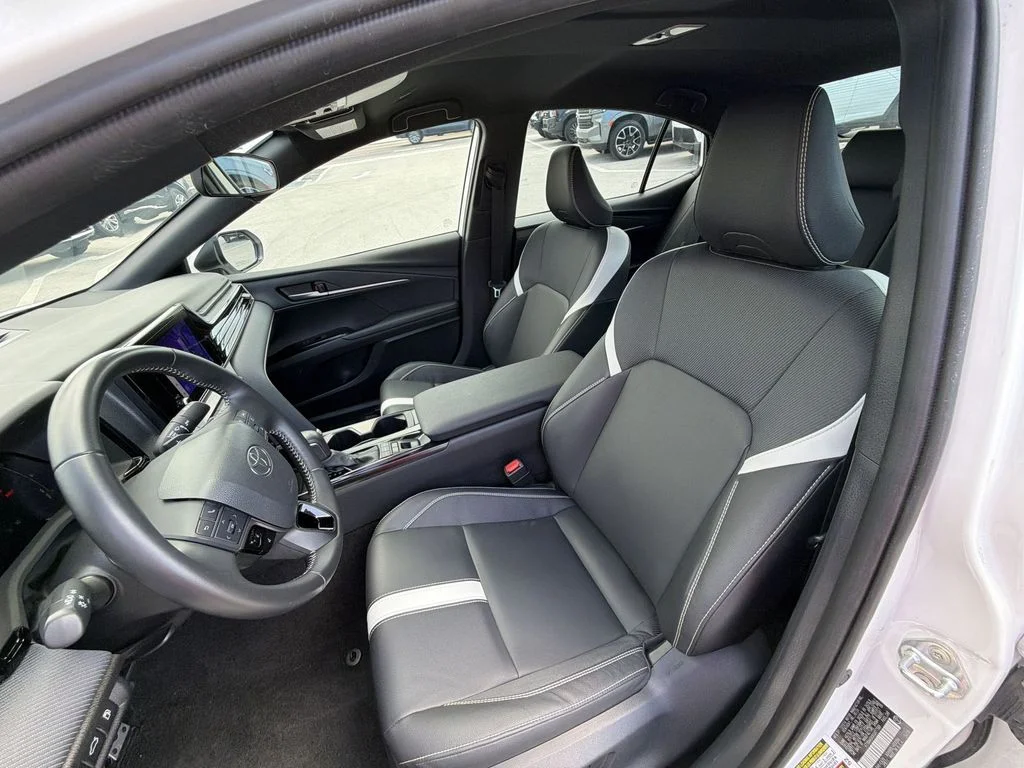 Used 2025 White Toyota SE image 26