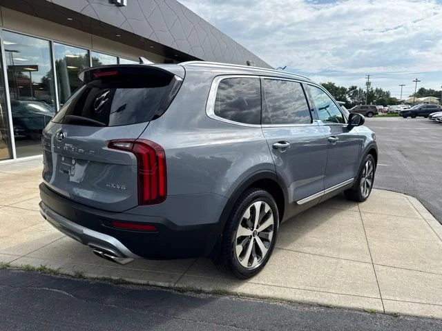 Certified Used 2021 Silver Kia EX image 22