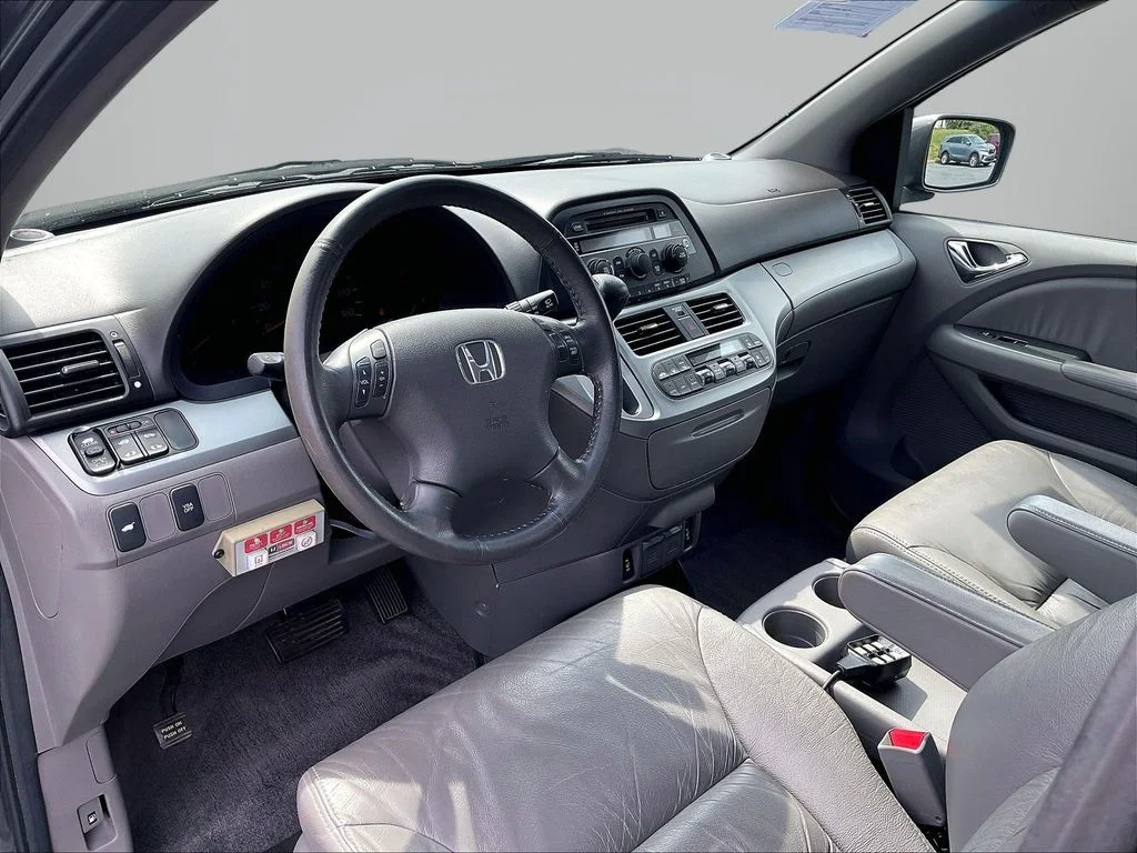 Used 2010 Polished Metal Metallic Honda EX-L image 22