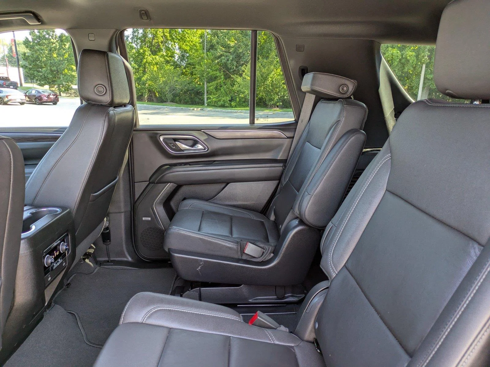 Used 2023 BLACK CHEVROLET LT image 13