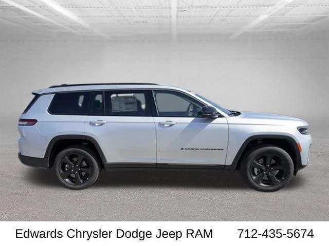 New 2026 Silver Zynith Jeep Limited image 10